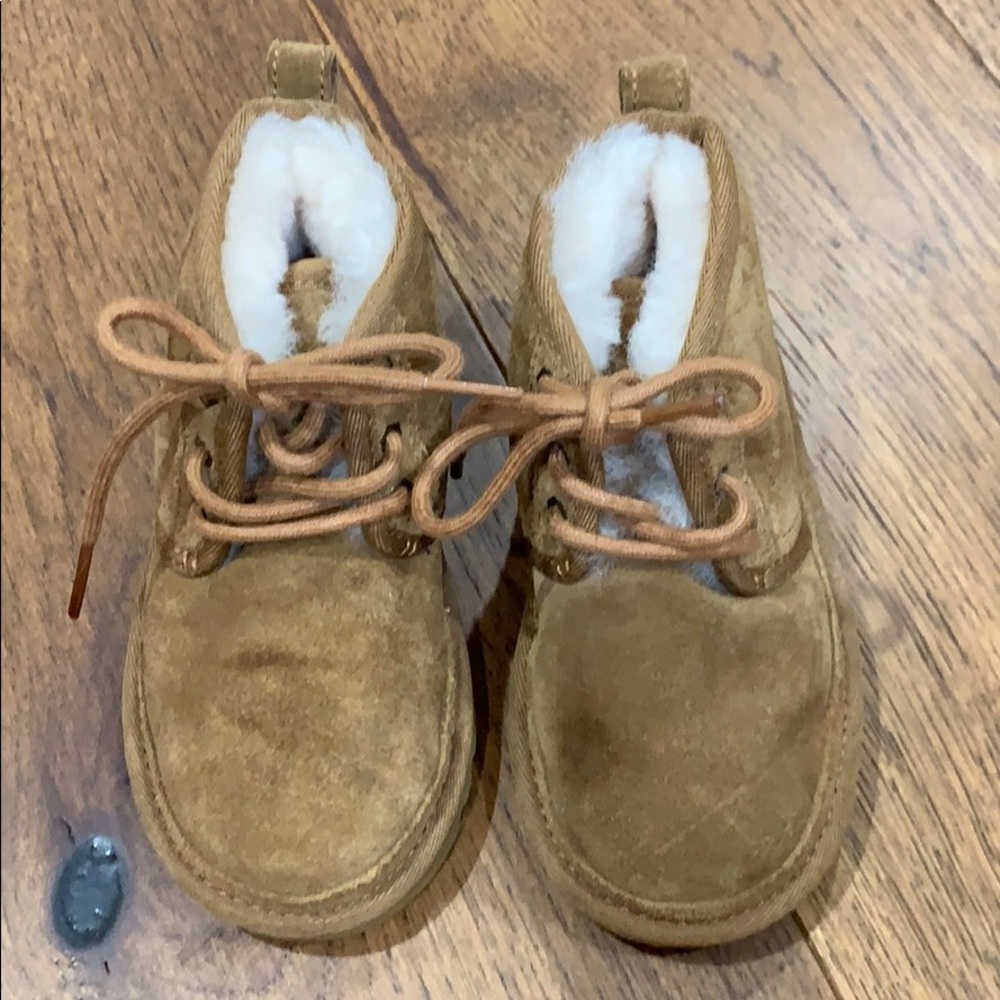 Ugg toddler boots
